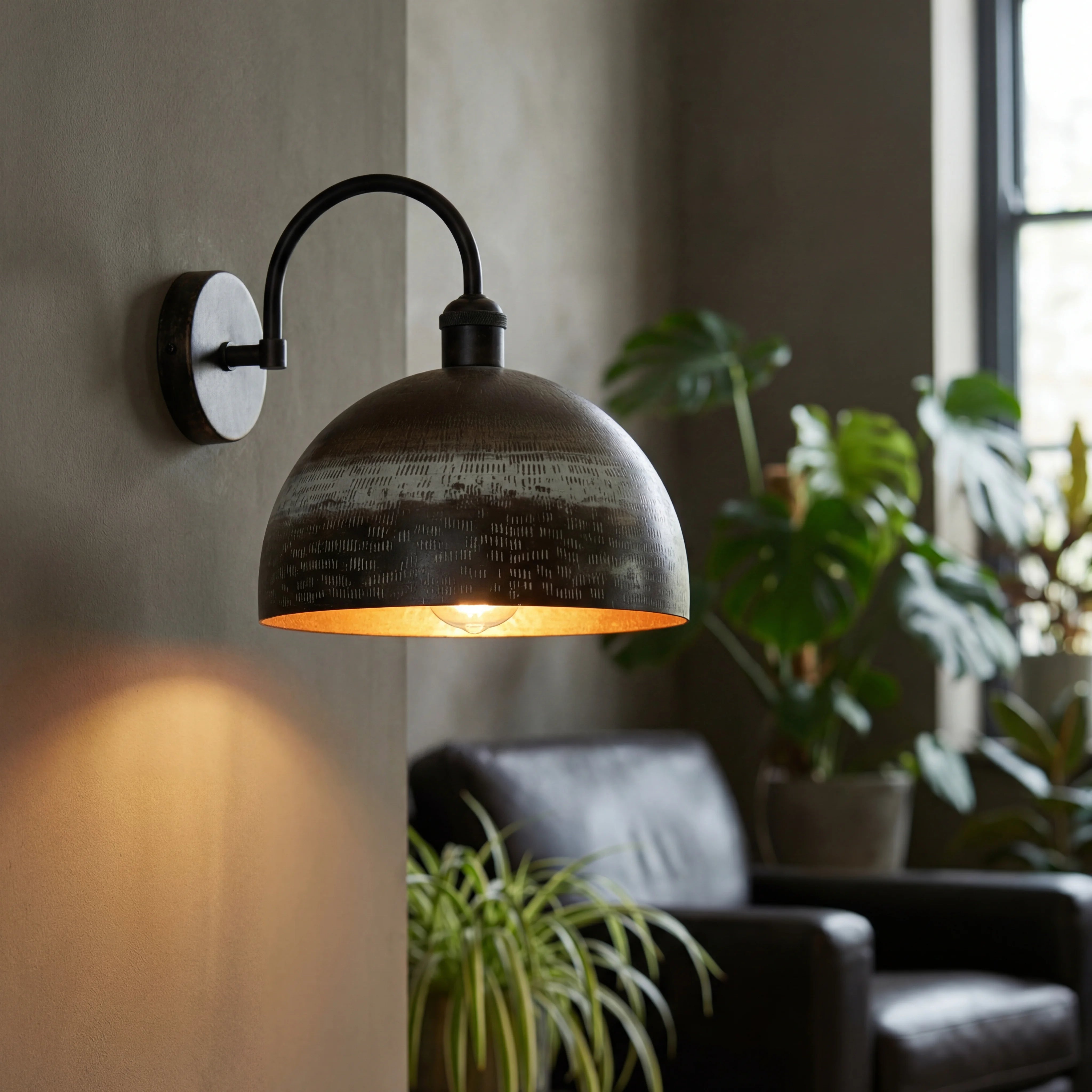 Banda Antique Wall Lamp