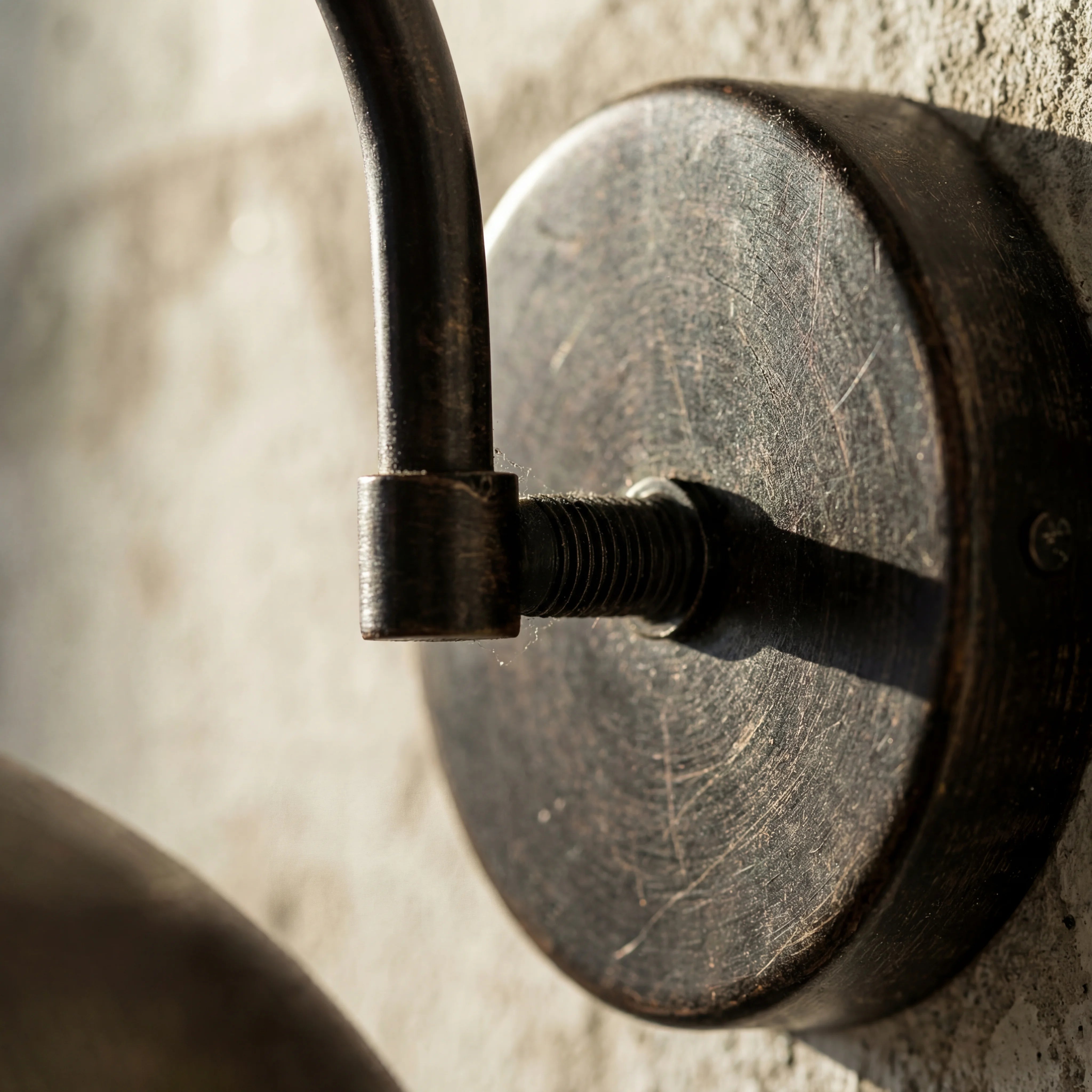 Banda Antique Wall Lamp