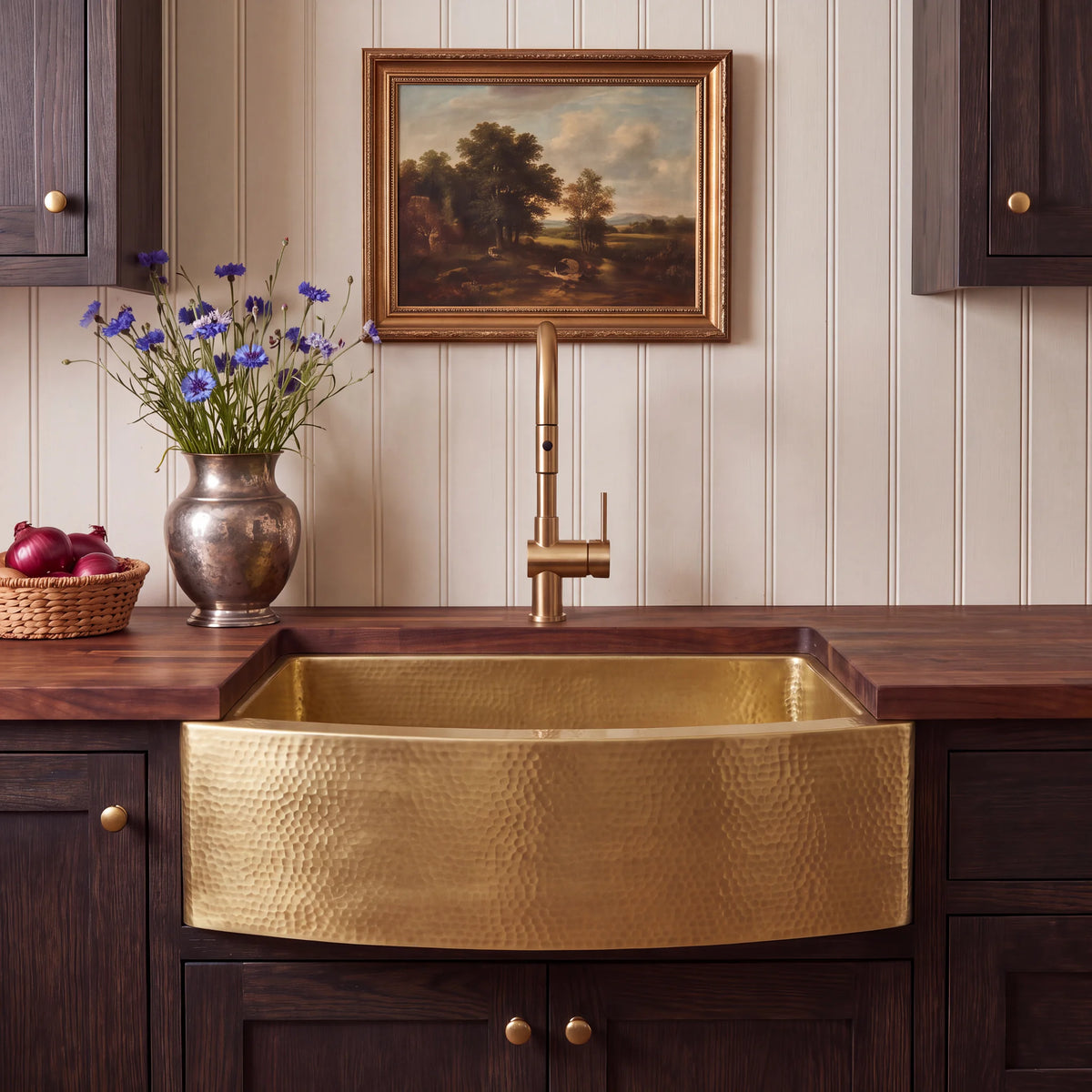 Arco Curved Apron Brass Farm Sink