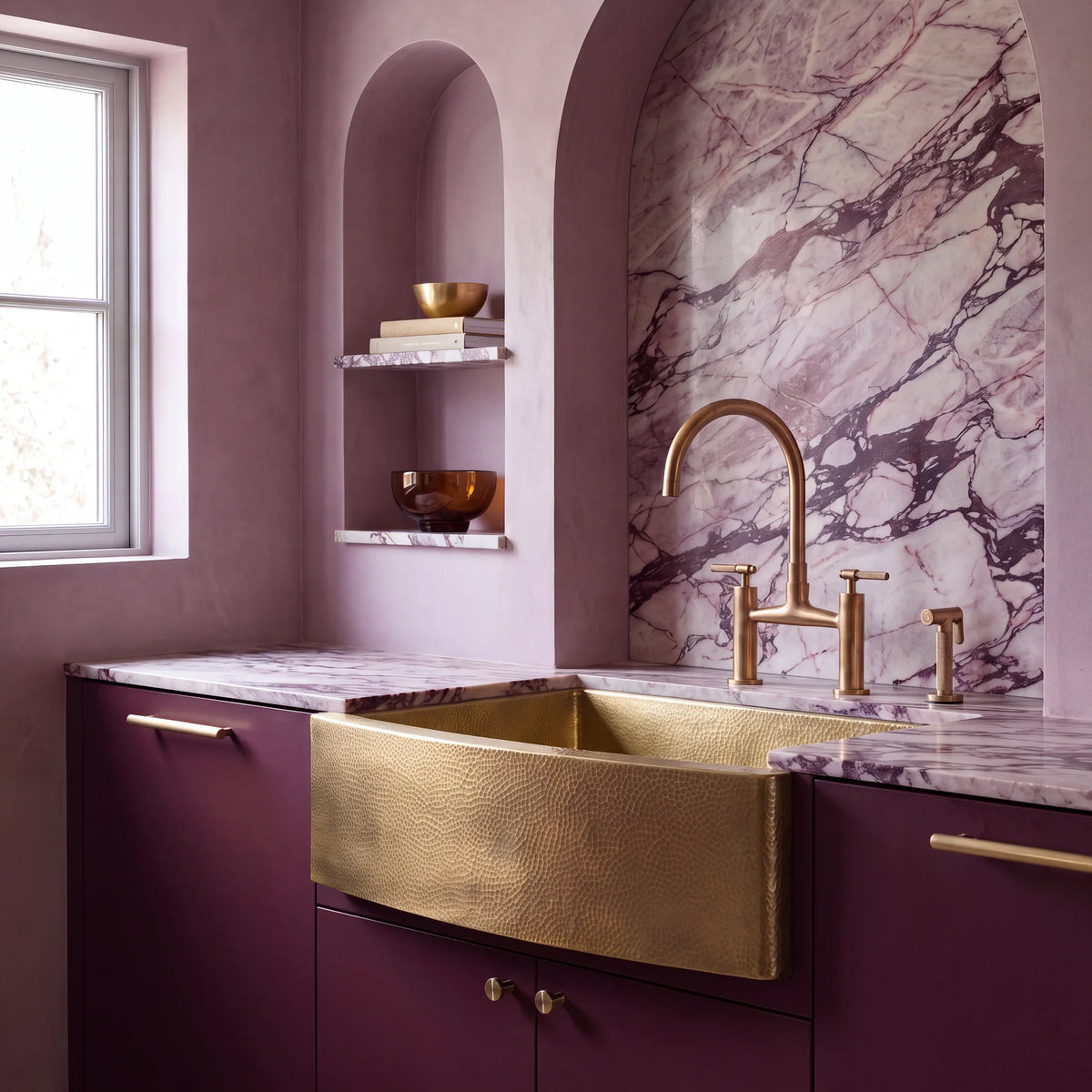 Arco Curved Apron Brass Farm Sink