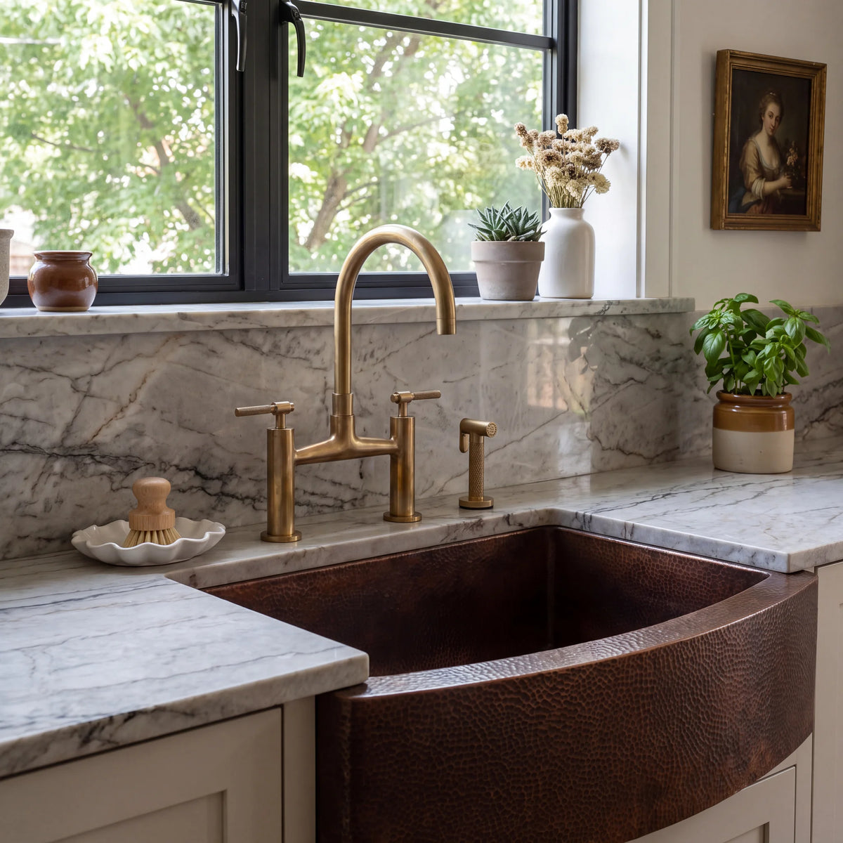 Arco Curved Apron Copper Farm Sink