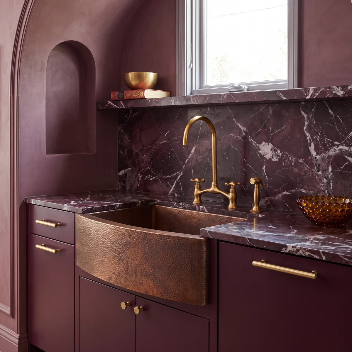 Arco Curved Apron Copper Farm Sink