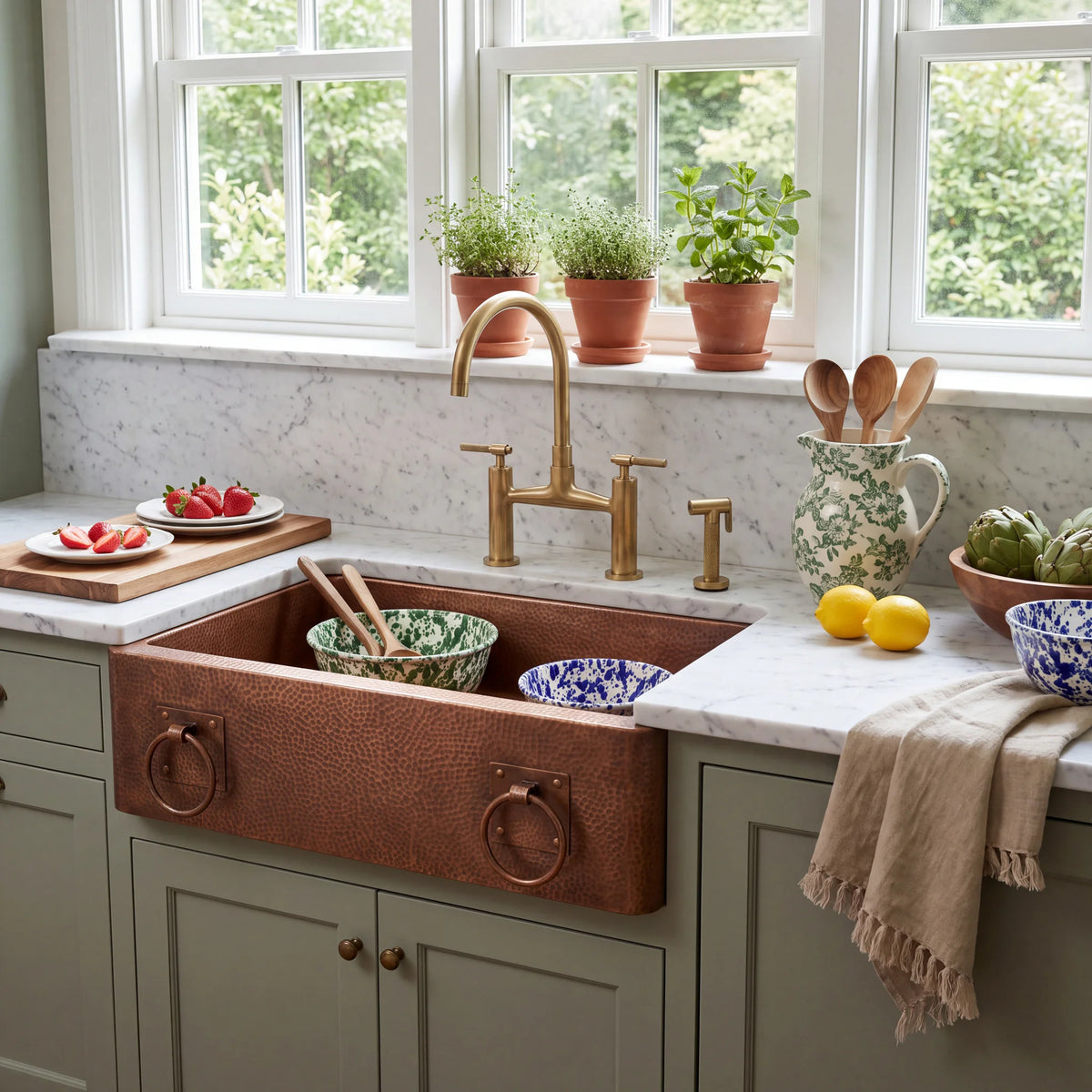 Coffer Copper Farmhouse Sink with Ring Pulls