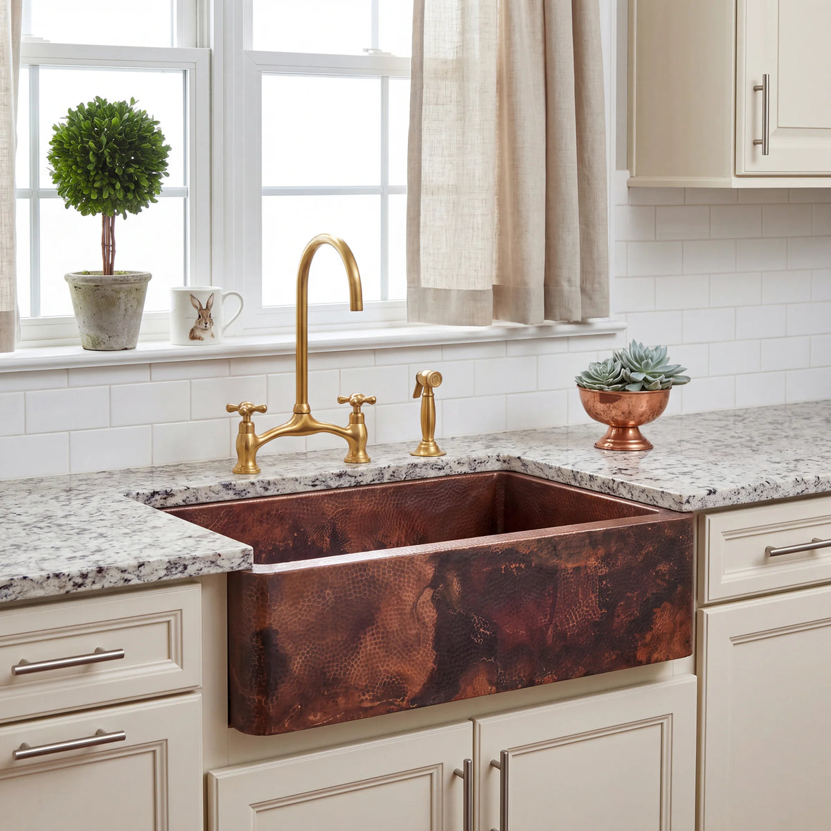 Ember Hammered Copper Farmhouse Sink