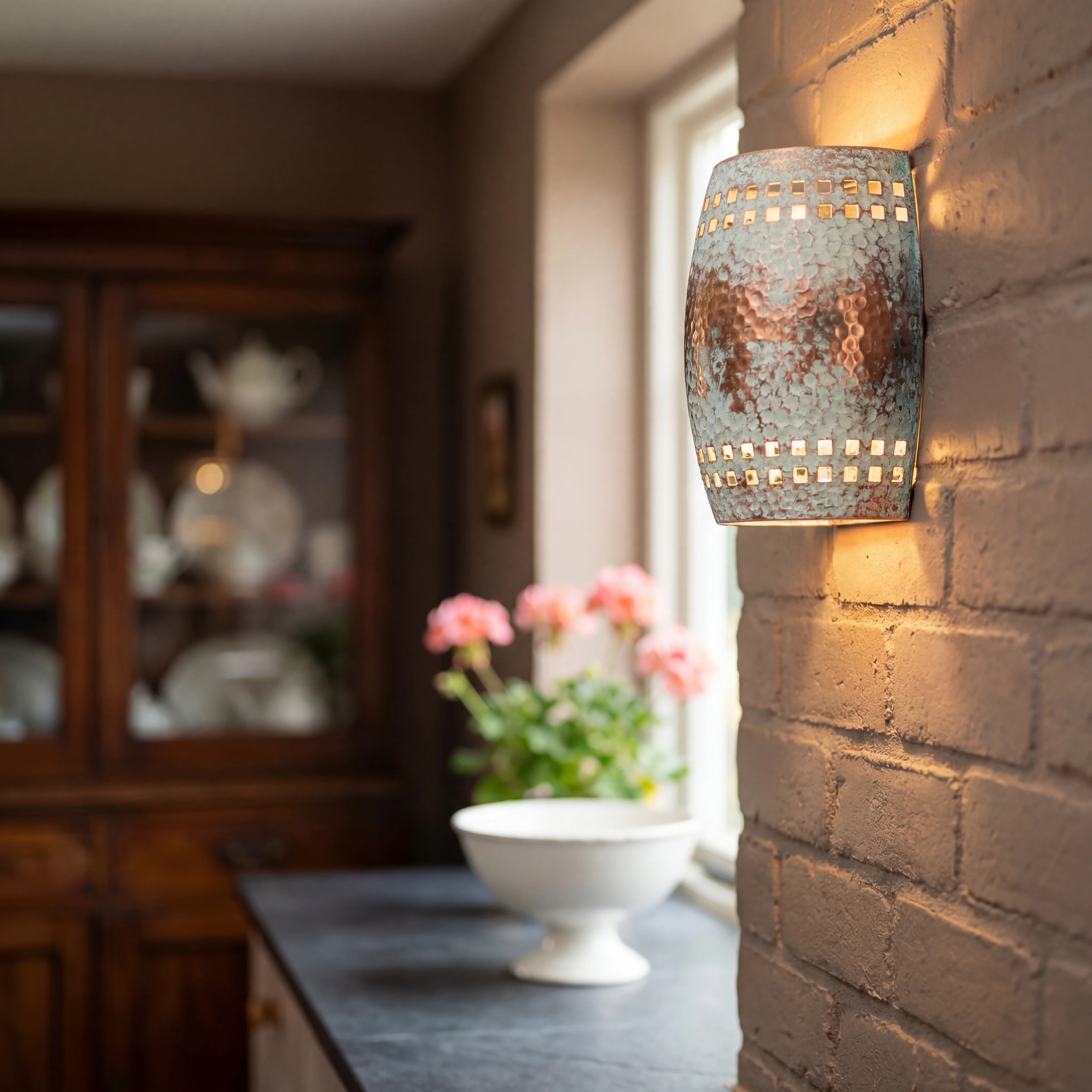 Ovale Hammered Copper Wall Lamp