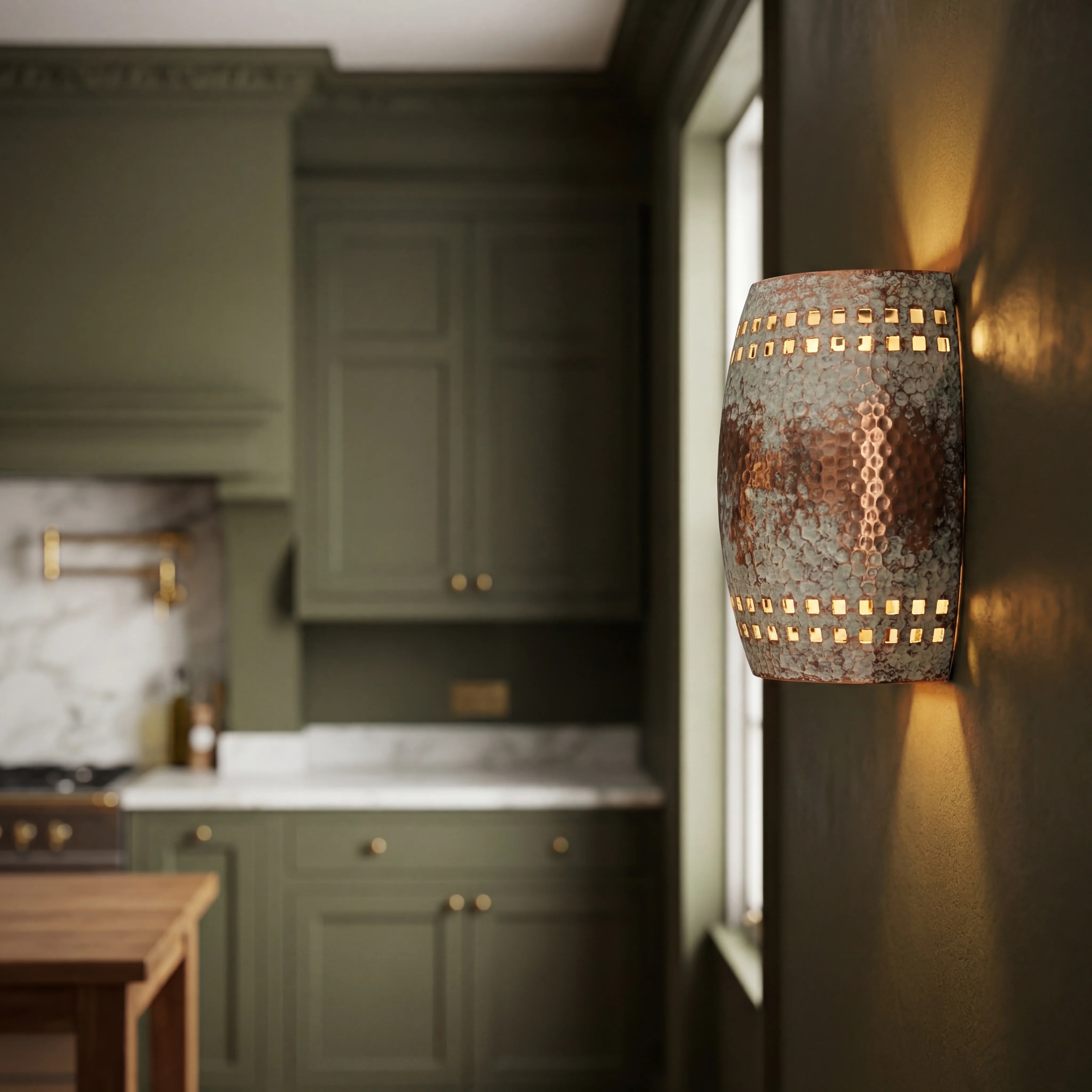 Ovale Hammered Copper Wall Lamp
