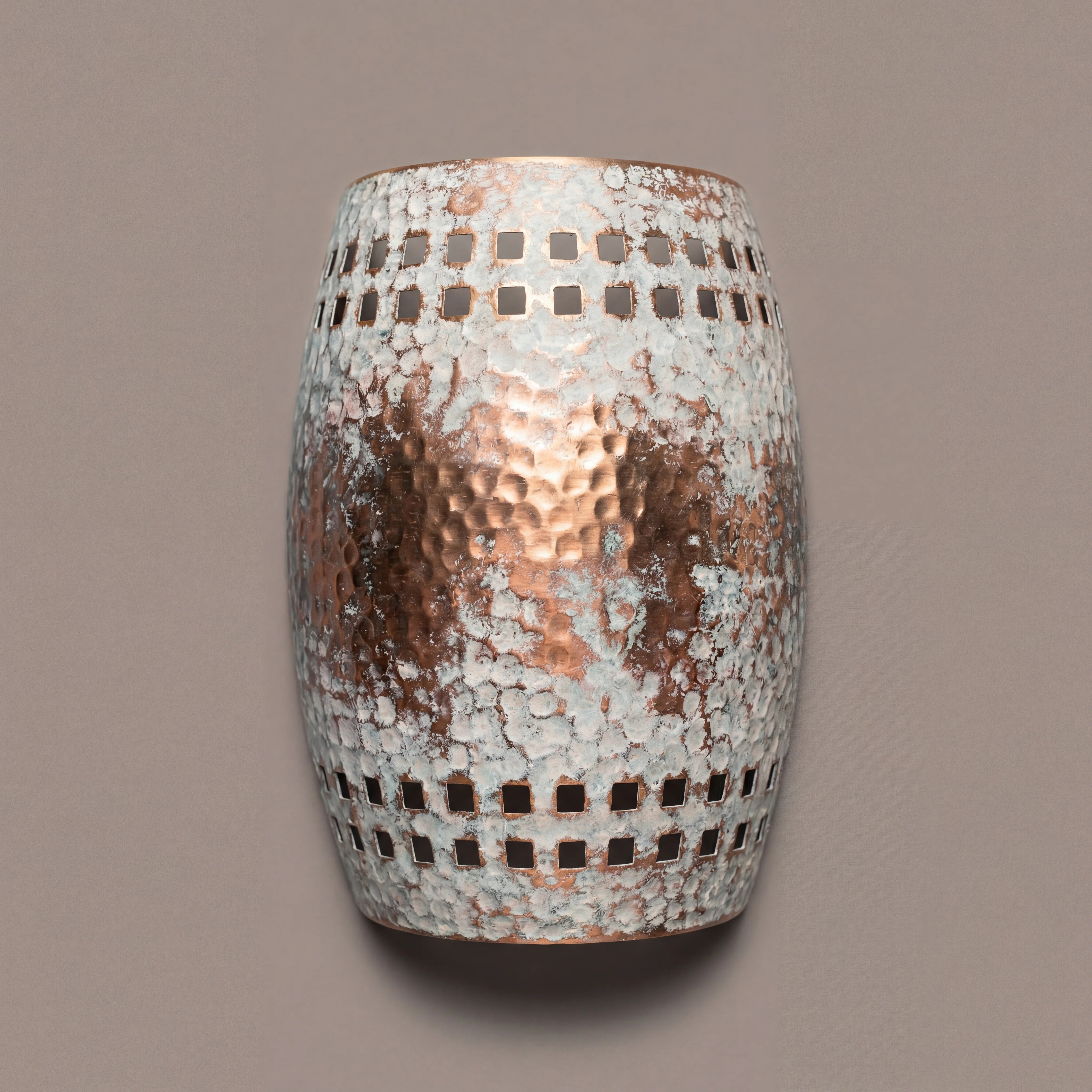 Ovale Hammered Copper Wall Lamp