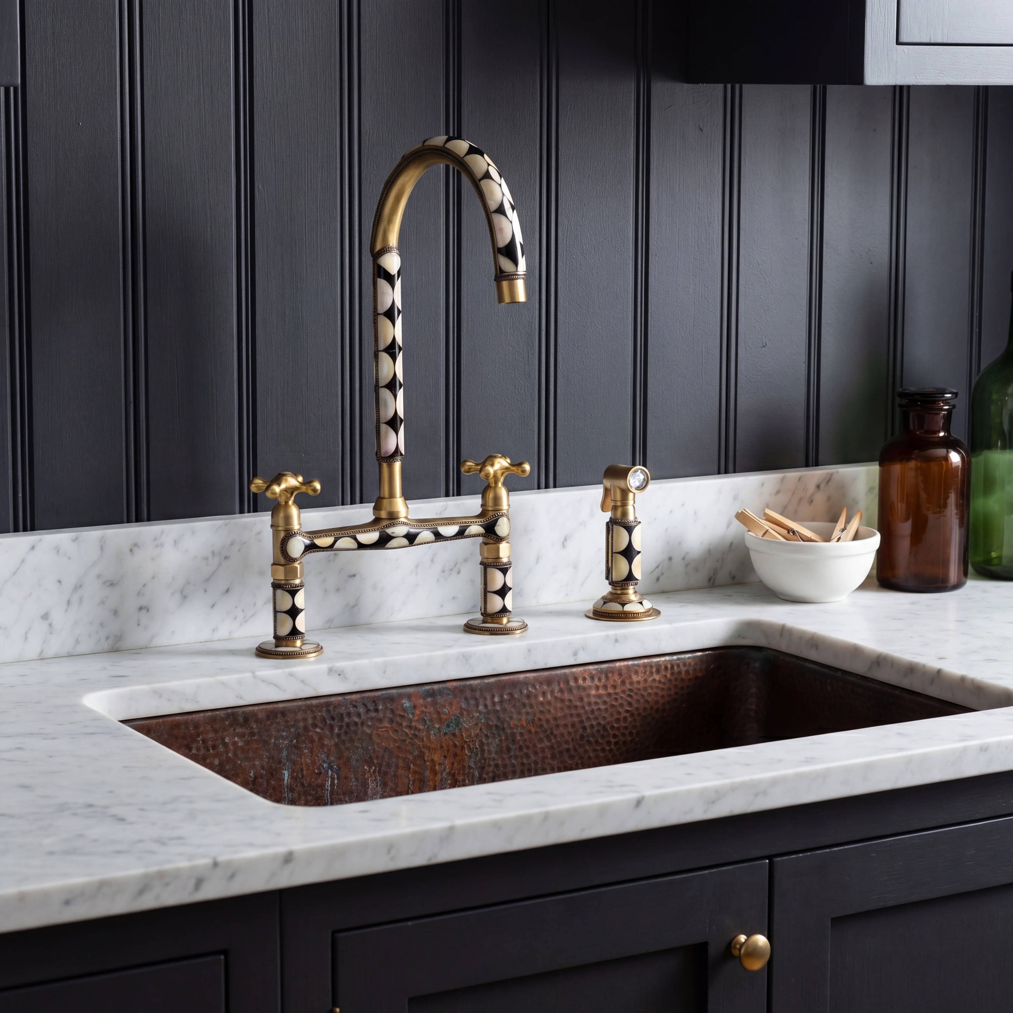 Kamo Bridge Kitchen Faucet