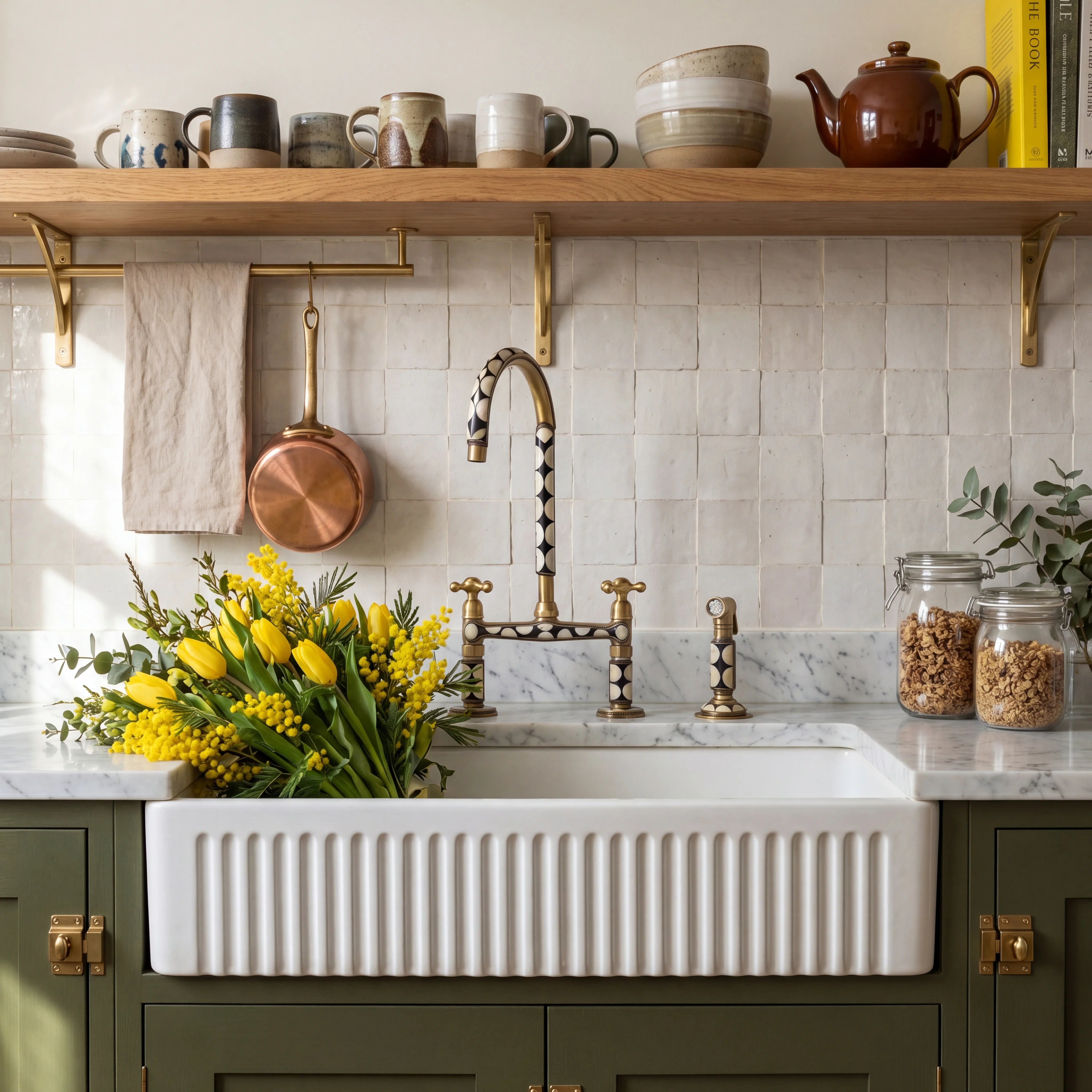 Kamo Bridge Kitchen Faucet