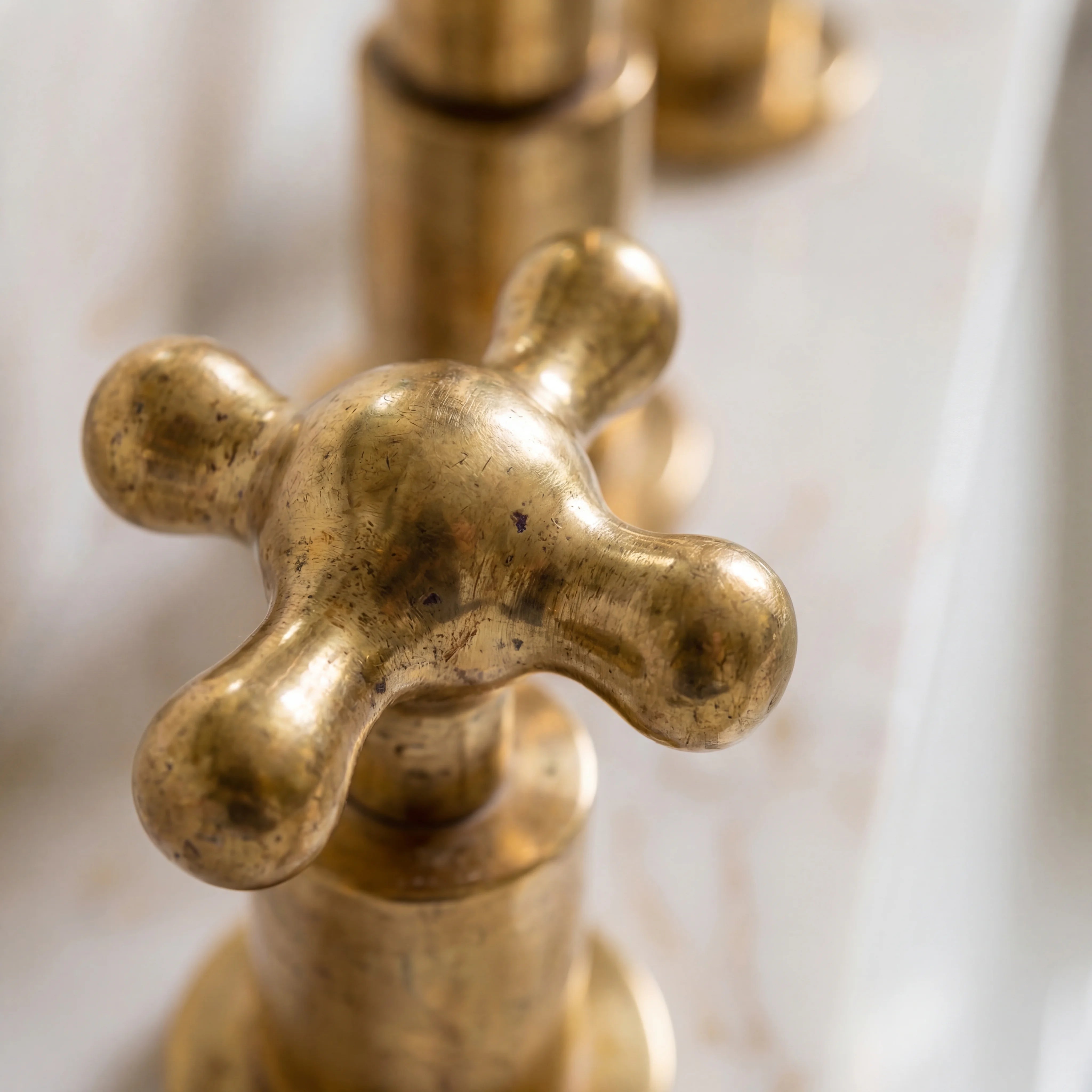Brass Widespread 3-Hole Bathroom Faucet
