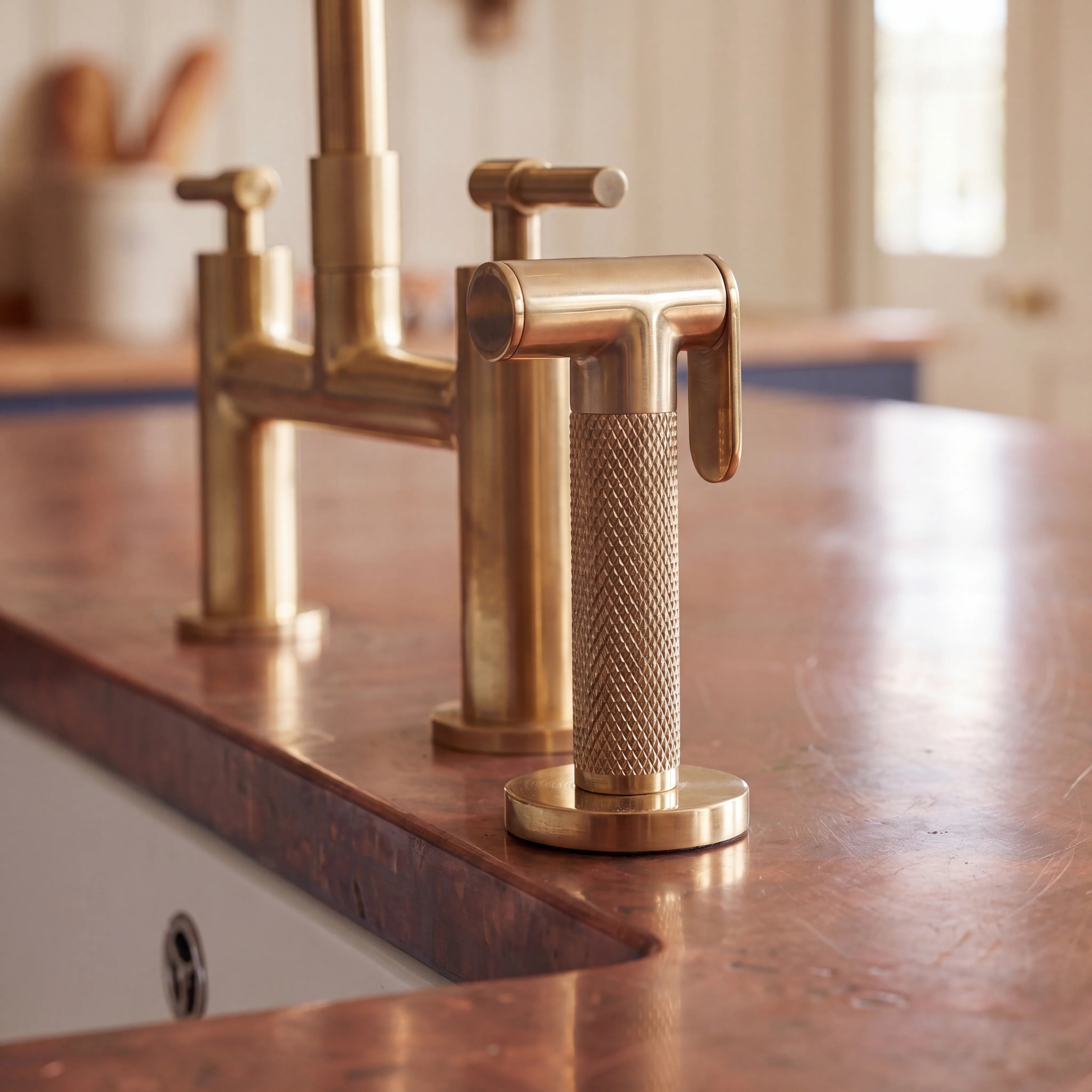 Leva Brass Bridge Faucet