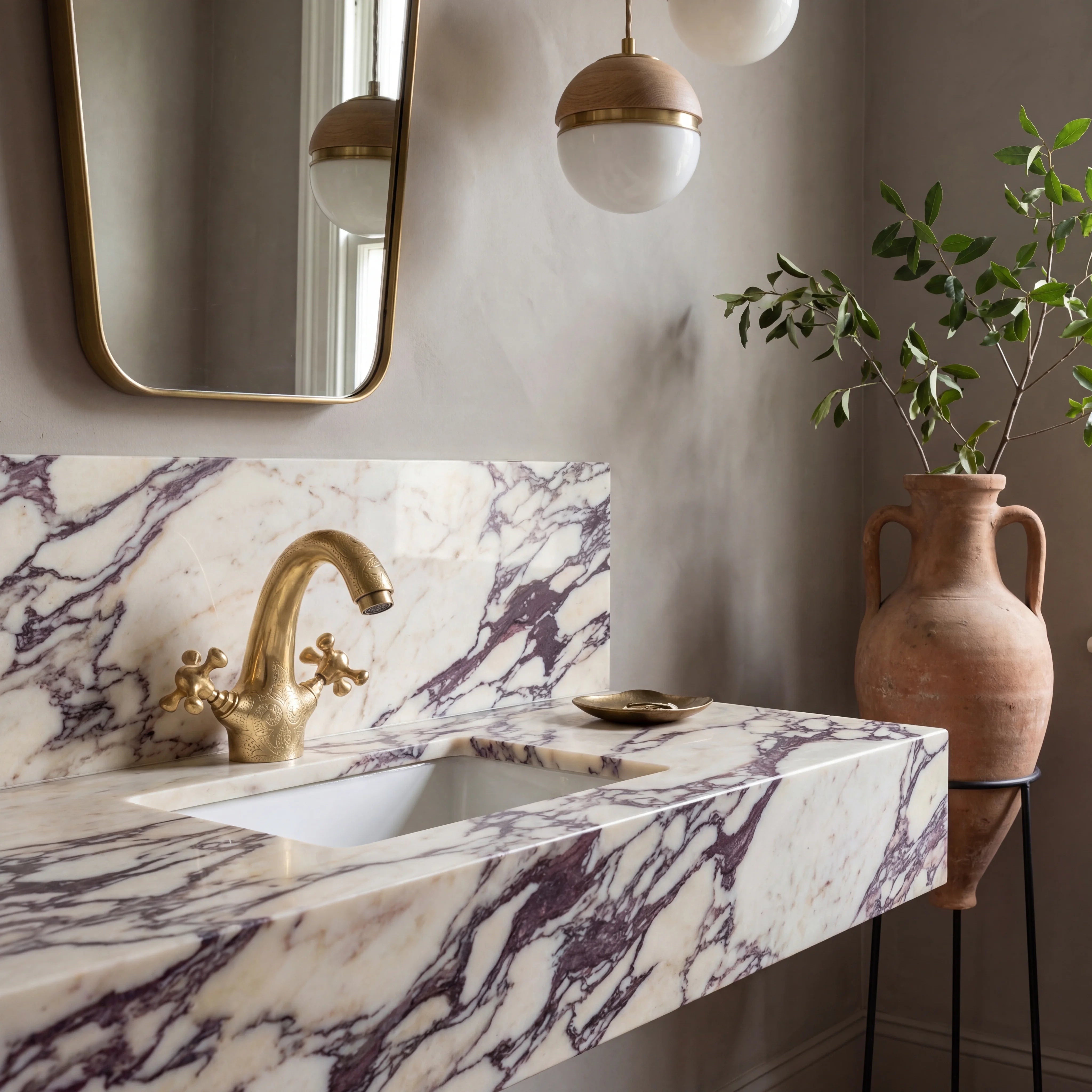 Grifo de baño monomando de latón grabado