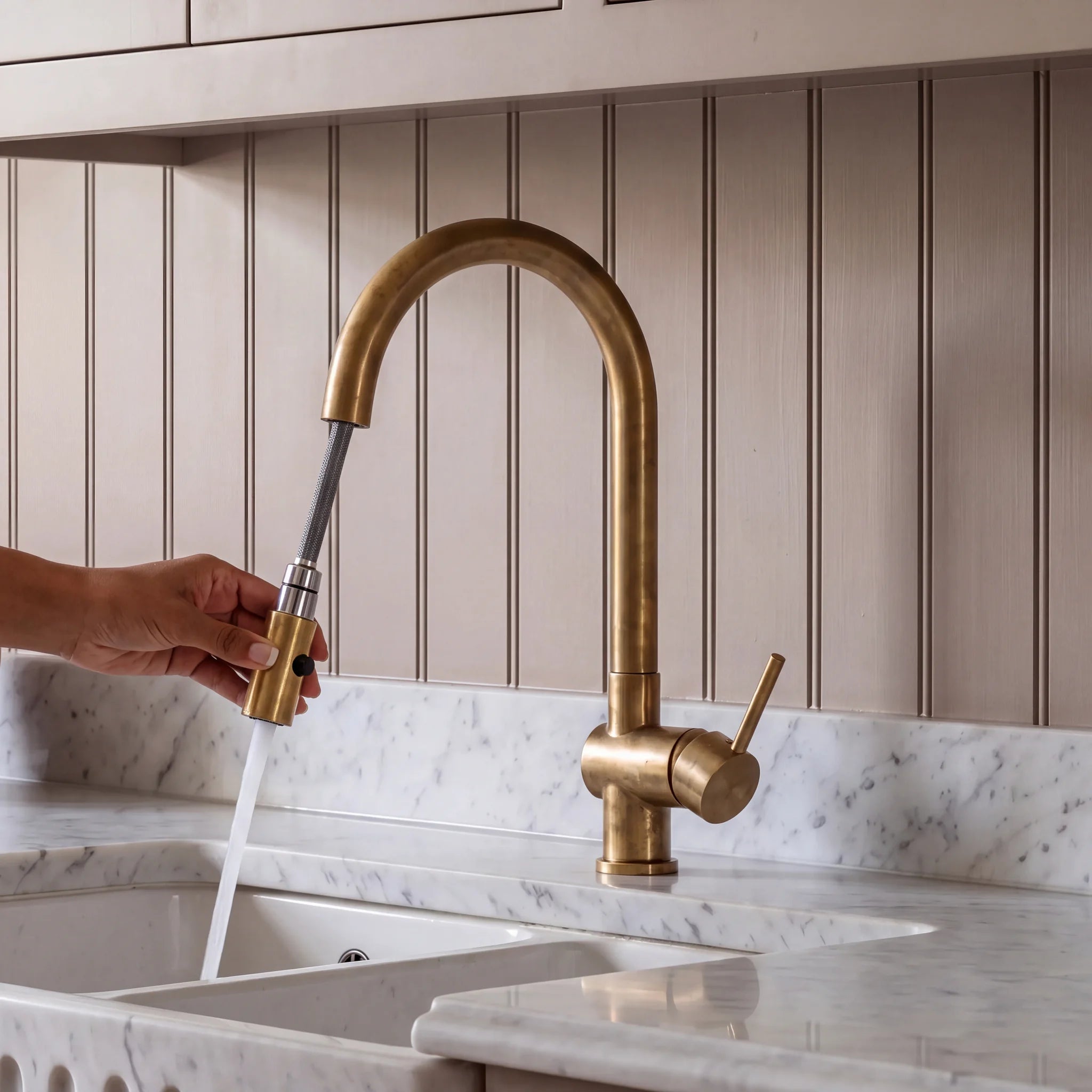 Talo Pull-Down Brass Kitchen Faucet